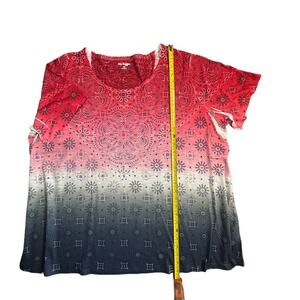 Kim Rogers Curvy 3X Red White Blue Ombre Bandana Paisley Print Short Sleeve Top